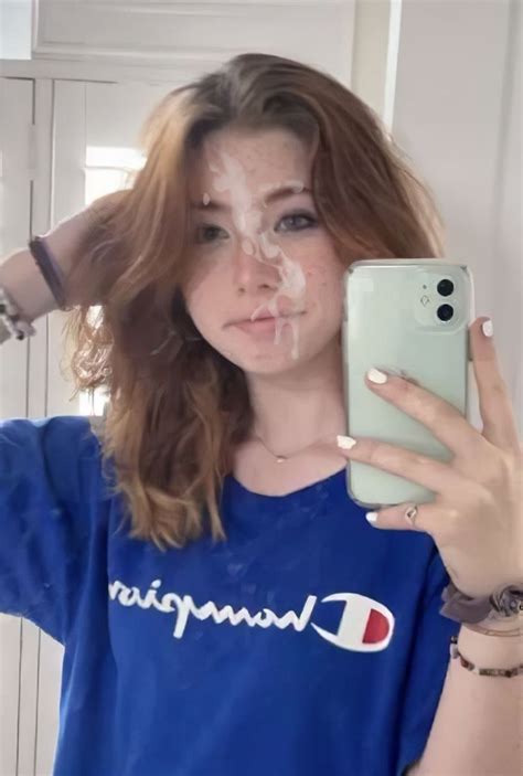 Cumshot .
